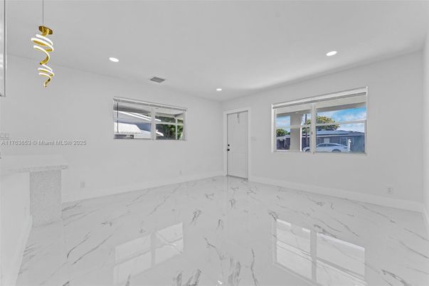 Empty room, Interior, Marble, Recessed Lighting