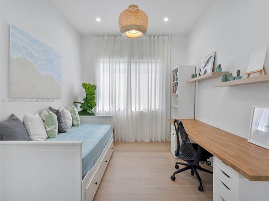Home Office, Interior, Recessed Lighting, Wood Texture Flooring