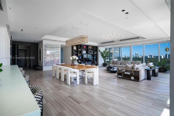 Dining room, Interior, Living room, Pendant Lights, Recessed Lighting