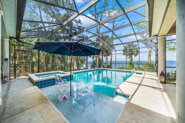 Glass Ceilings, Interior, Pool, Sun Room, Water