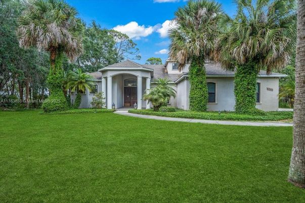 Backyard, Exterior, Facade, Spanish Mediterranean