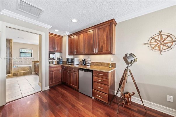Interior, Kitchen, Recessed Lighting, Wood Texture Flooring