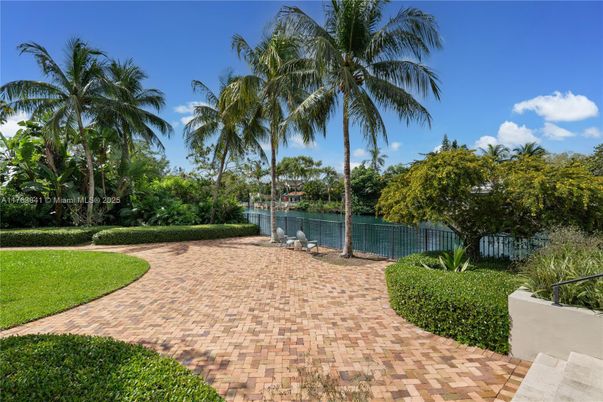 Backyard, Exterior, Water