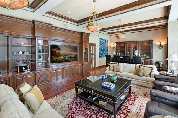 Dining room, Interior, Living room, Pendant Lights, Recessed Lighting, Wood Texture Flooring