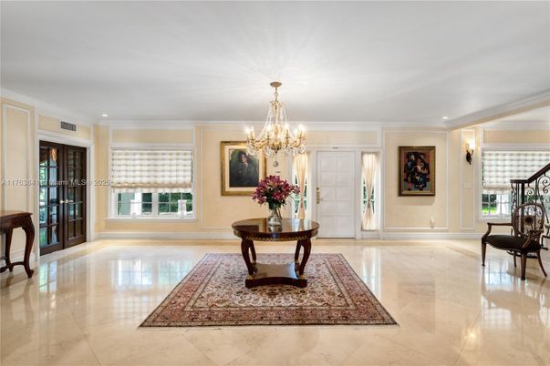 Chandelier, Interior, Recessed Lighting