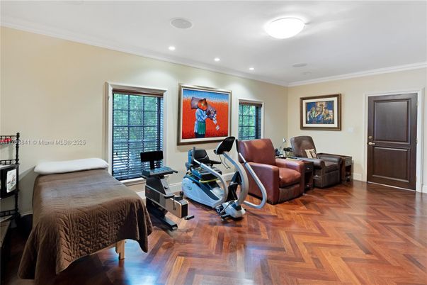 Bedroom, Fitness Equipment, Interior, Recessed Lighting, Wood Texture Flooring