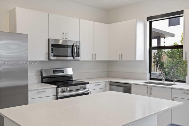 Interior, Kitchen, Stainless Steel Appliances