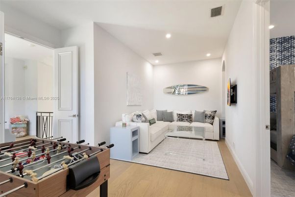 Game Room, Interior, Living room, Recessed Lighting, Wood Texture Flooring