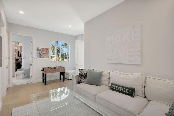 Game Room, Interior, Living room, Recessed Lighting, Wood Texture Flooring