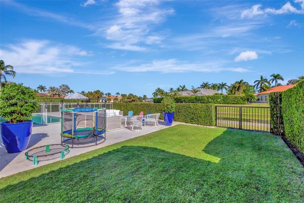 Backyard, Exterior, Playground