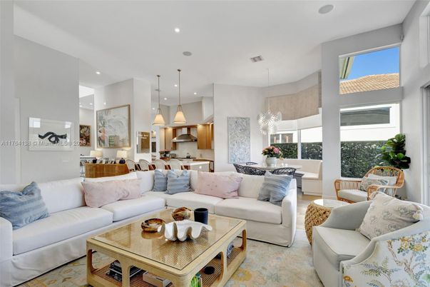 Dining room, Interior, Kitchen, Living room, Pendant Lights, Recessed Lighting