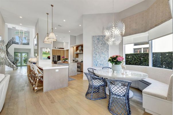 Dining room, Interior, Kitchen, Pendant Lights, Recessed Lighting, Wood Texture Flooring