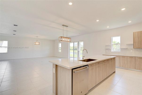 Interior, Kitchen, Pendant Lights, Recessed Lighting