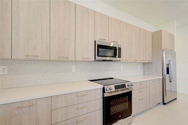 Interior, Kitchen, Stainless Steel Appliances