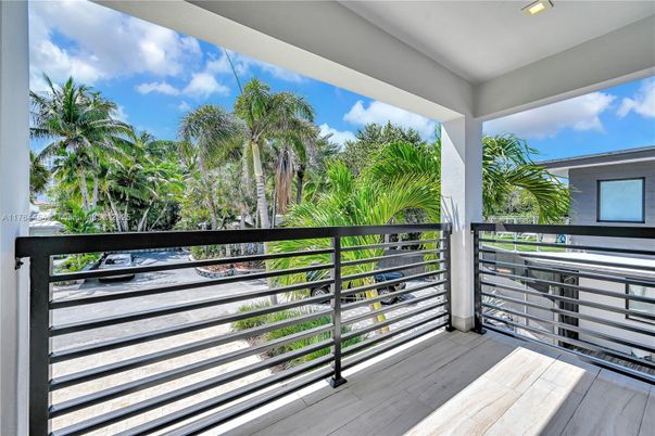 Exterior, Wood Texture Flooring