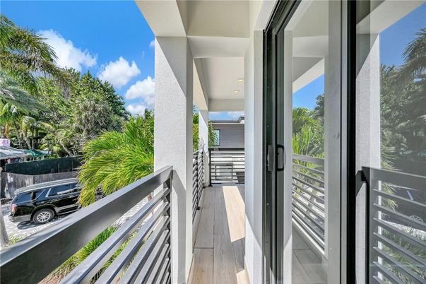 Exterior, Wood Texture Flooring
