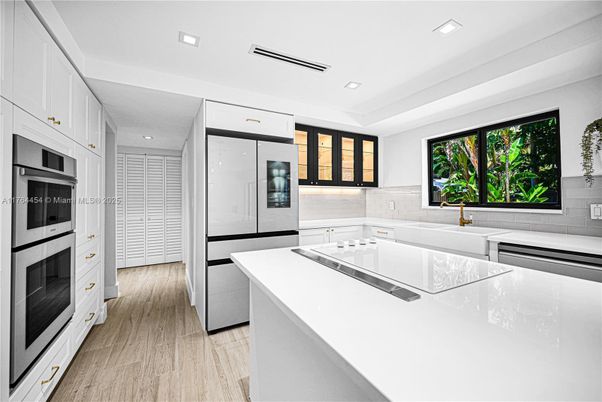 Interior, Kitchen, Recessed Lighting, Wood Texture Flooring
