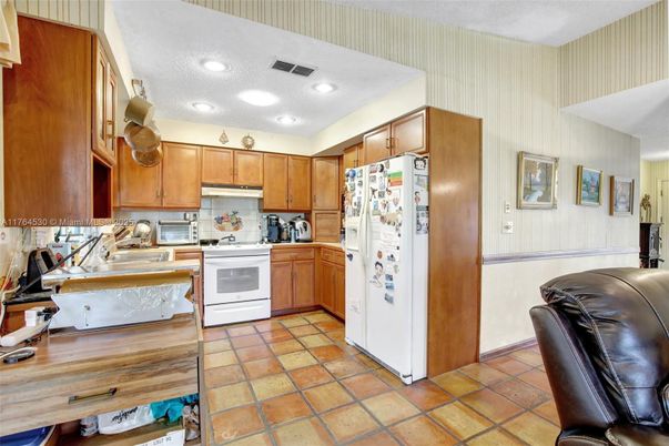 Interior, Kitchen, Recessed Lighting