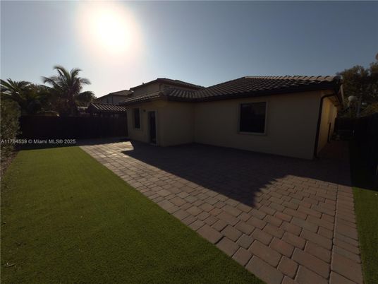 Backyard, Exterior