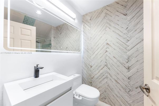 Bathroom, Interior