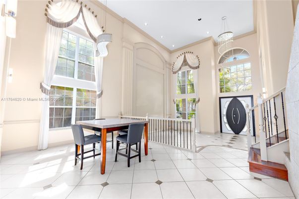 Chandelier, Dining room, Interior, Recessed Lighting