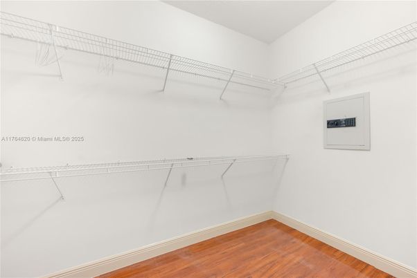 Interior, Walk-in Closets, Wood Texture Flooring