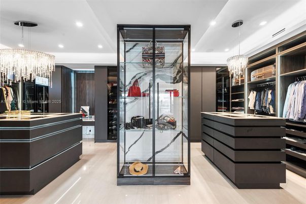 Chandelier, Interior, Recessed Lighting, Walk-in Closets, Wood Texture Flooring