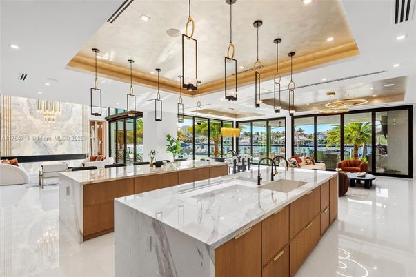 Dining room, Interior, Kitchen, Living room, Pendant Lights, Recessed Lighting, Water