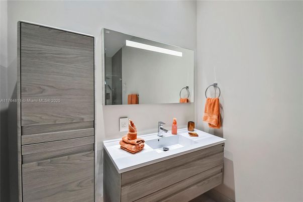 Bathroom, Interior