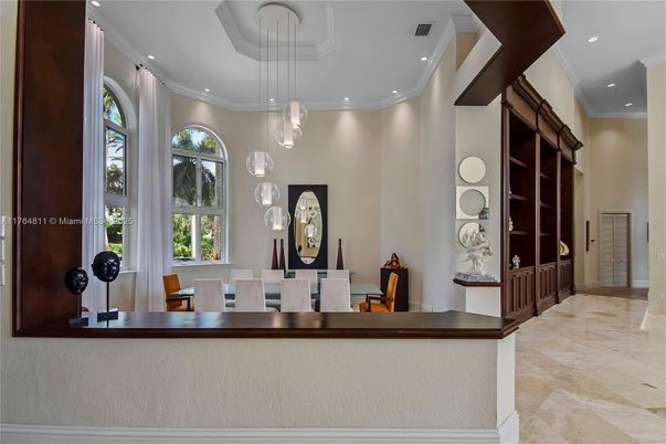 Dining room, Interior, Pendant Lights, Recessed Lighting