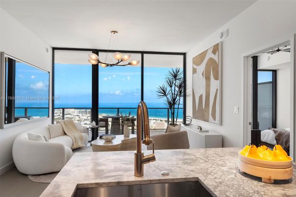 Interior, Living room, Pendant Lights, Water