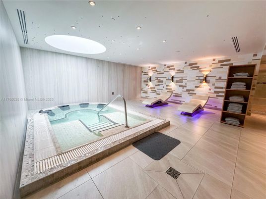 Interior, Pool, Recessed Lighting