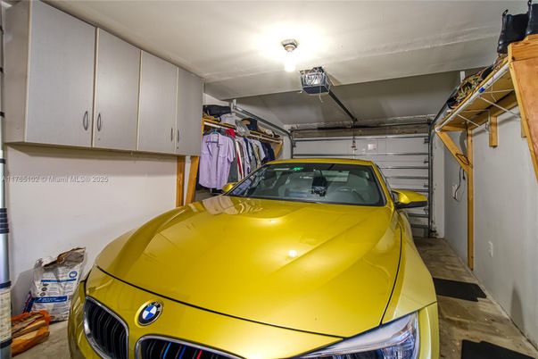 Garage, Interior