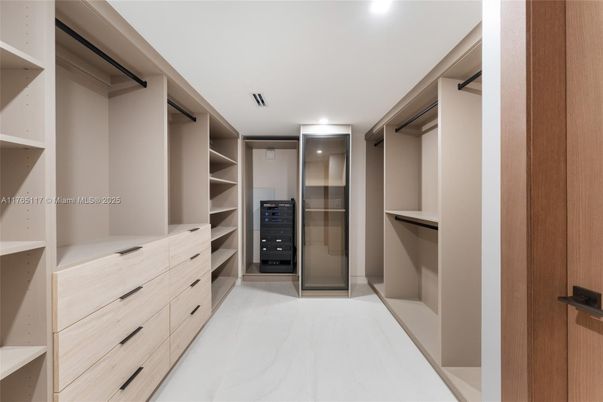 Interior, Recessed Lighting, Walk-in Closets