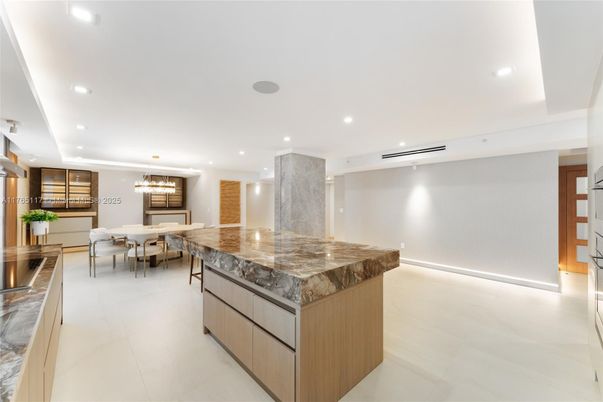 Chandelier, Dining room, Interior, Kitchen, Pendant Lights, Recessed Lighting