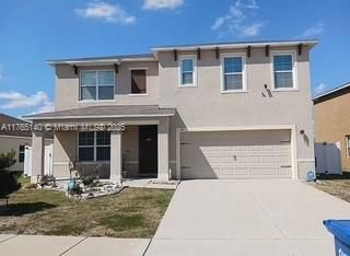 Attached, Exterior, Facade, Mediterranean