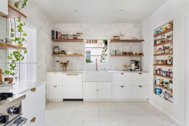 Interior, Kitchen, Recessed Lighting