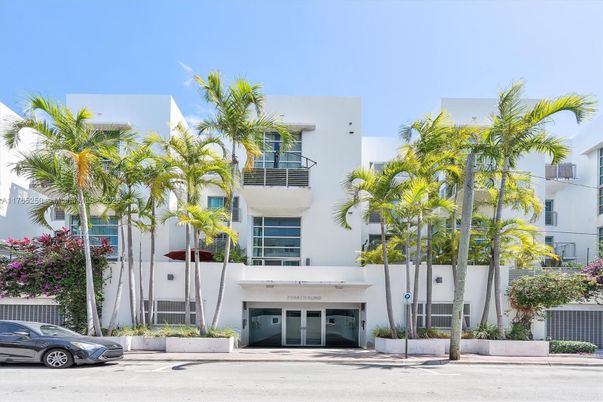 Exterior, Facade, Condo Building