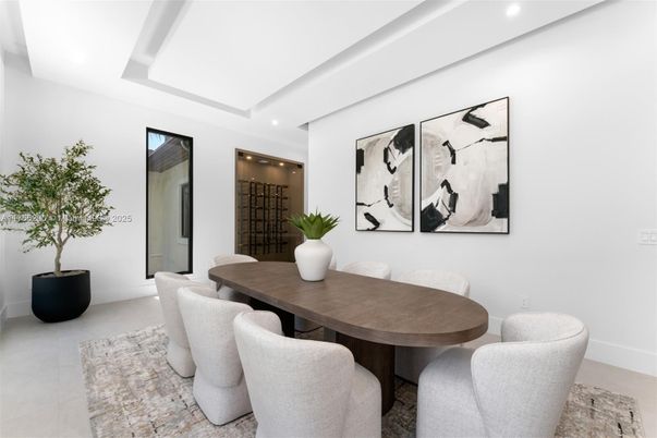 Dining room, Interior, Recessed Lighting