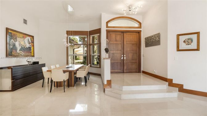 Dining room, Interior, Pendant Lights