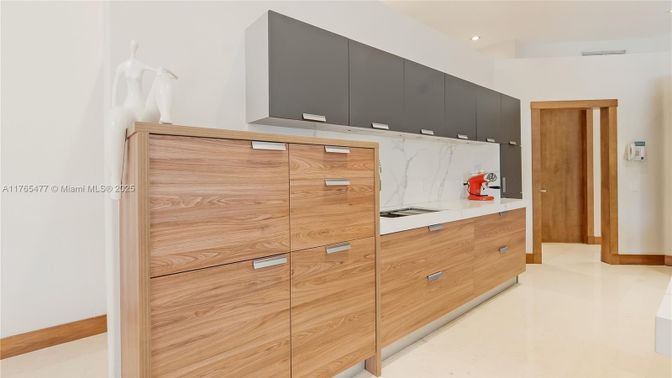 Interior, Kitchen, Marble Walls, Recessed Lighting