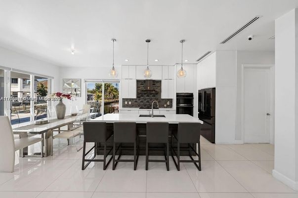 Dining room, Interior, Kitchen, Pendant Lights, Recessed Lighting