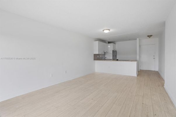 Empty room, Interior, Kitchen, Wood Texture Flooring