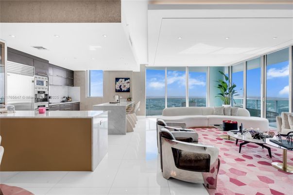 Interior, Kitchen, Living room, Recessed Lighting, Water