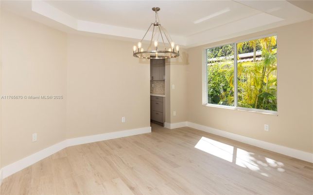 Chandelier, Empty room, Interior, Pendant Lights, Wood Texture Flooring