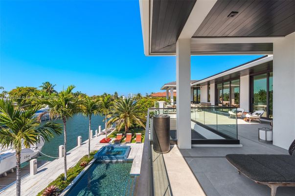 Water, Exterior, Pool, Other