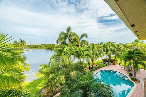 Exterior, Lake, Pool