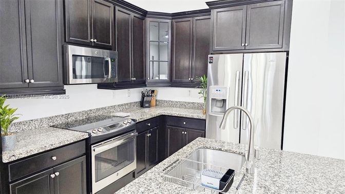 Interior, Kitchen, Stainless Steel Appliances
