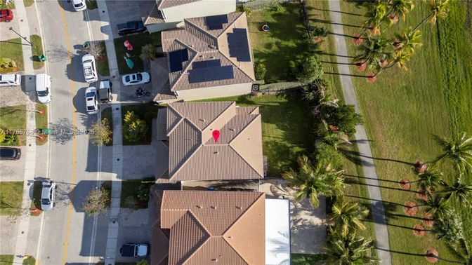 Exterior, Drone