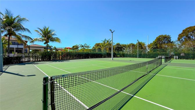 Exterior, Tennis Courts